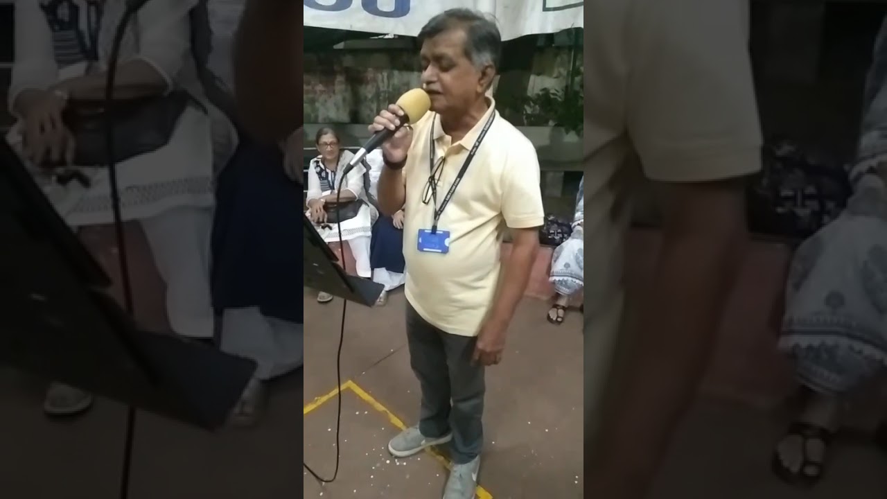 Samne ye kaun aaya..