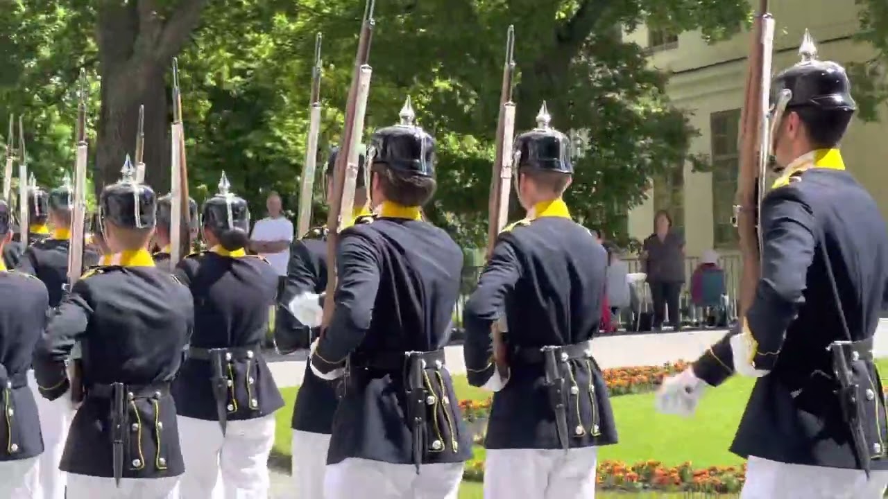 Högvakten vid Drottningholms Slott. 2022-06-17