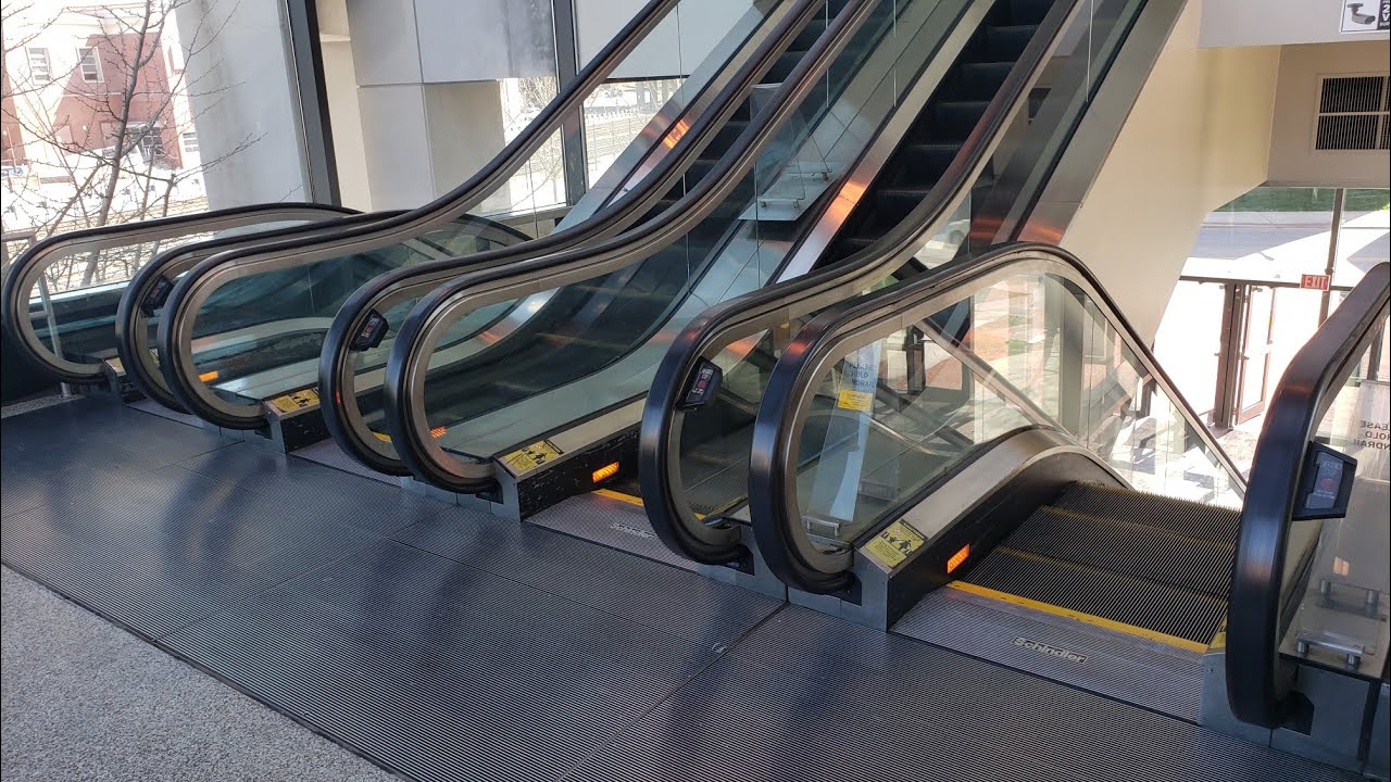Squeaky Schindler Escalators @ The Market Square Walkway, Roanoke, VA