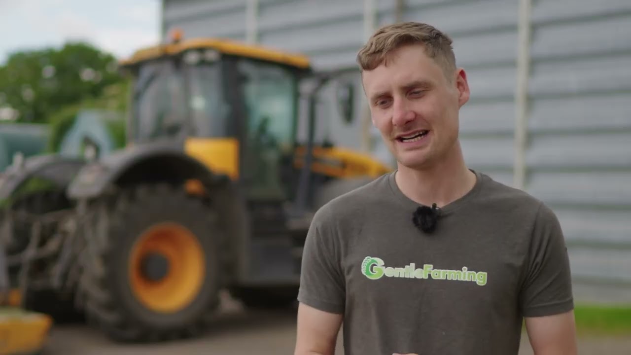 What it's like to work as a general farm worker - Thomas's role in farming and growing - TIAH
