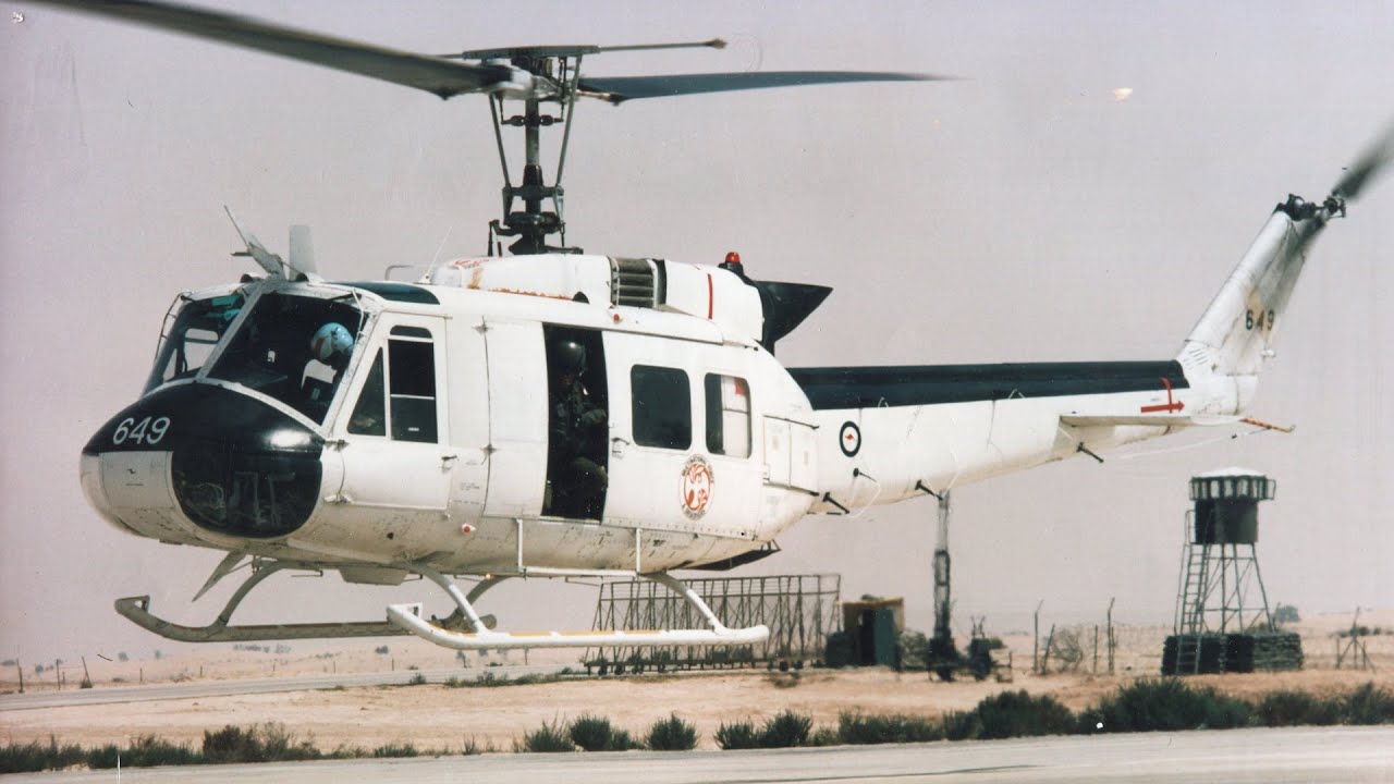 Sinai Operations & Flying Career | Huey pilot John 'JT' Thynne | RAAF 9 Squadron