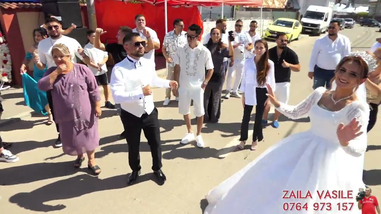 nuntă GINU SI BAMBY NAȘII MARI  MEXICANU MENIX SI IULI.. PETRECERE PE ZI