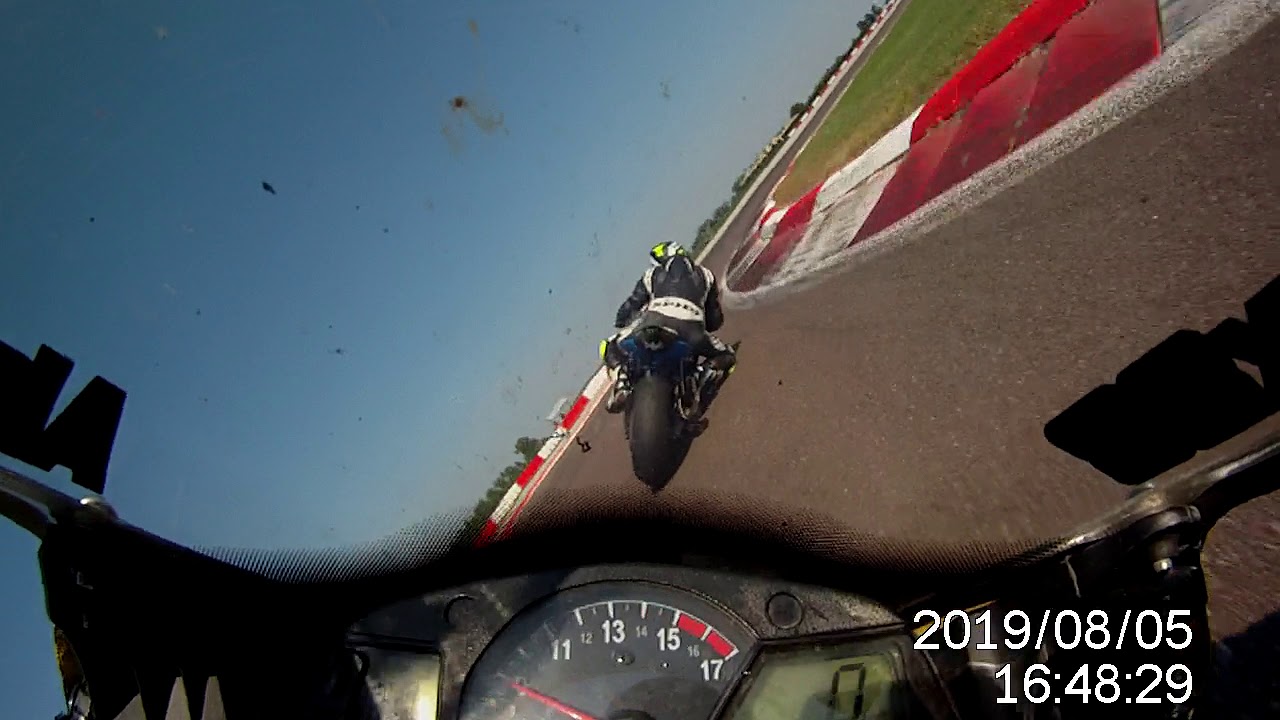Cremona circuit CBR600RR vs R6 supersport on board