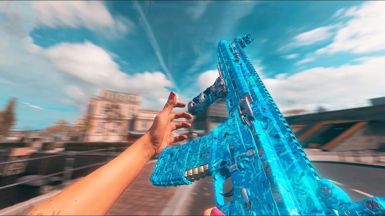 Solo vs Trios w/ BAS B SMG in WARZONE! (No Commentary Gameplay)