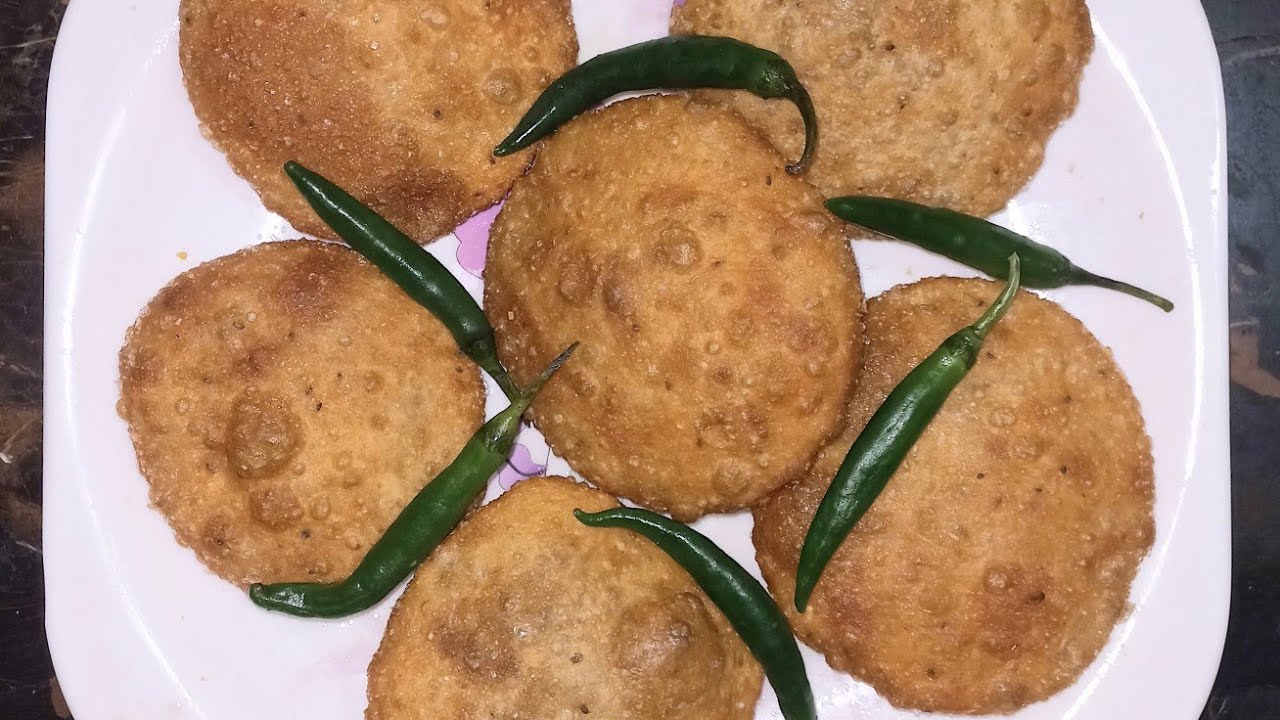 Halwai Style Moong Dal Khasta Kachori | Rajasthani Mung  Daal Kachori Recipe by Cooking with AA