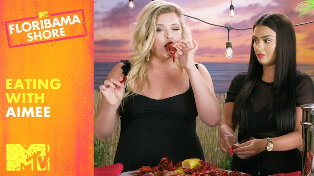 How-To Make A Low-Country Boil w/ Crawfish 🦐 | Eating With Aimee | MTV Floribama Shore