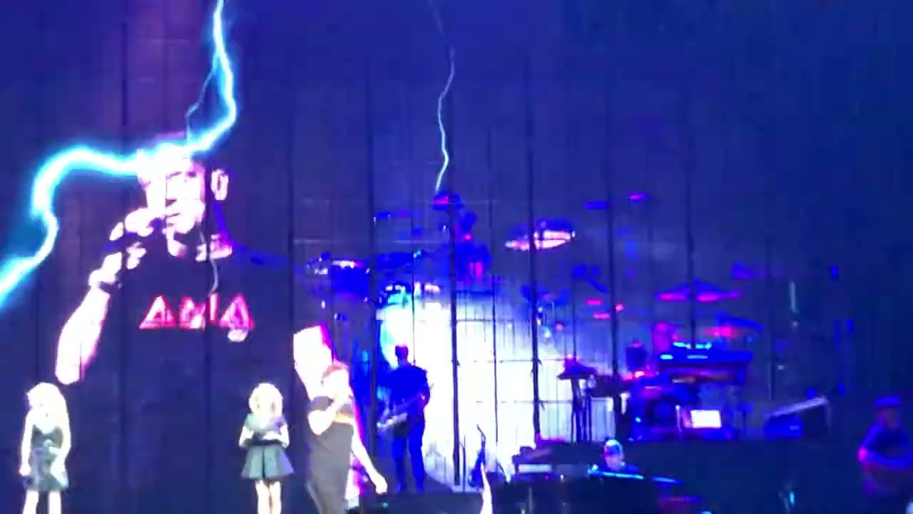 Eros Ramazzotti-‘Un Attimo di Pace’ live in Toronto, ON, Nov. 18, 2022