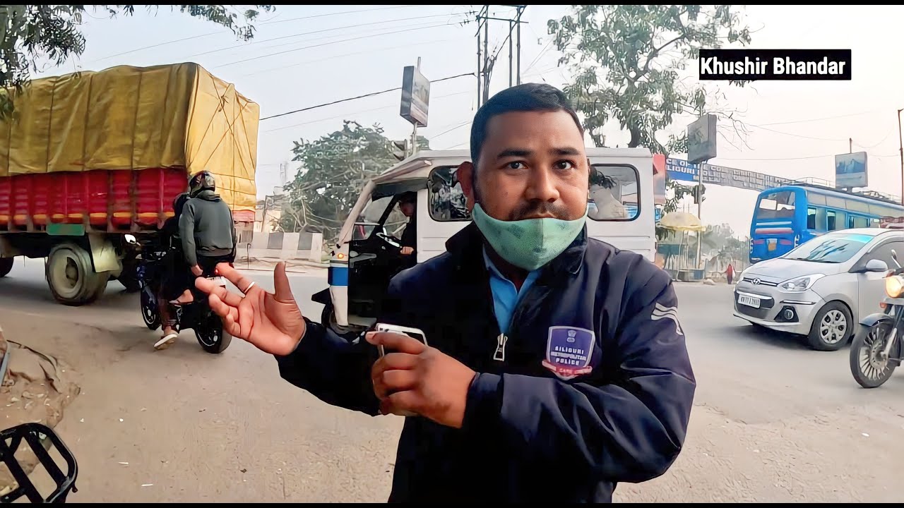 ক্যামেরা দেখলেই পুলিশ এত ভালো ব্যাবহার করে কেন?