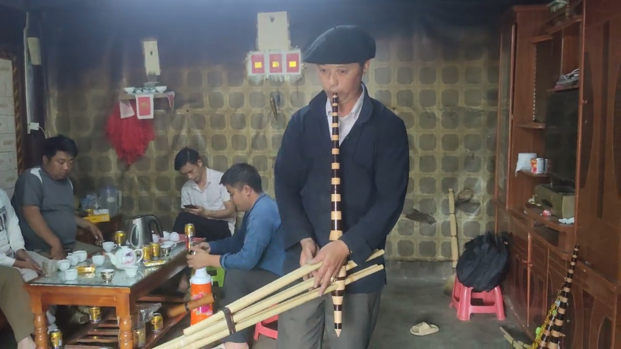 Qeej Hmoob nrov zoo heev nyob Cao Nguyên đá Đồng Văn tỉnh Hà Giang. sđt, Zalo 0352115513