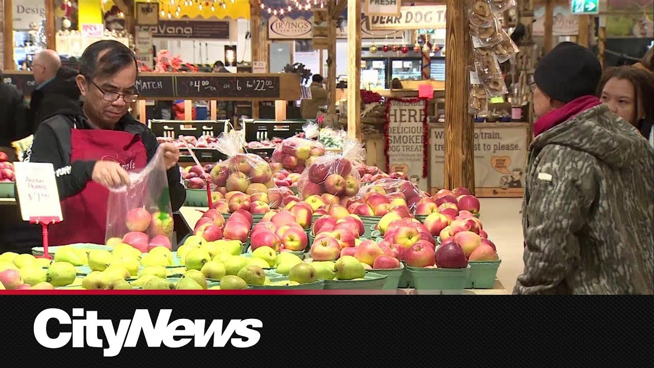 ‘Supporting local is important’: Edmonton businesses find success after the holidays