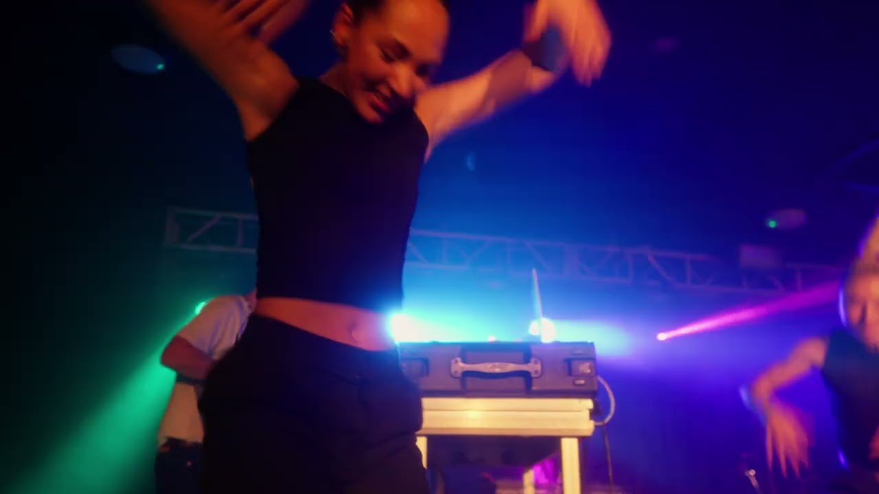 Loco Nino (ft Ceyda Tanc Dance Company)
