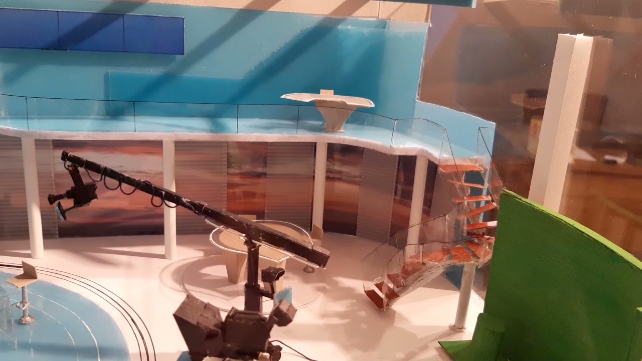 Maquette du plateau C des JT de France 2