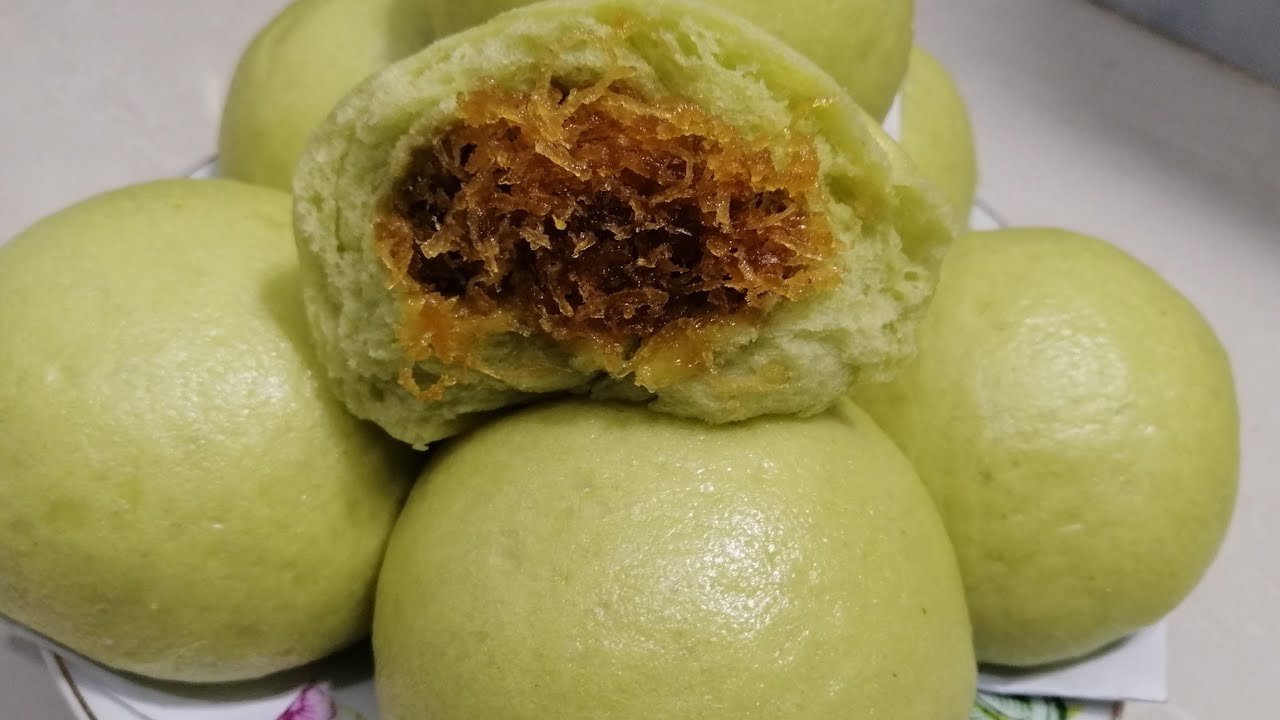 Pandan Bao with Coconut Fillings | One of Its Kind You Must Try It To Believe...So Tasty香兰椰子包