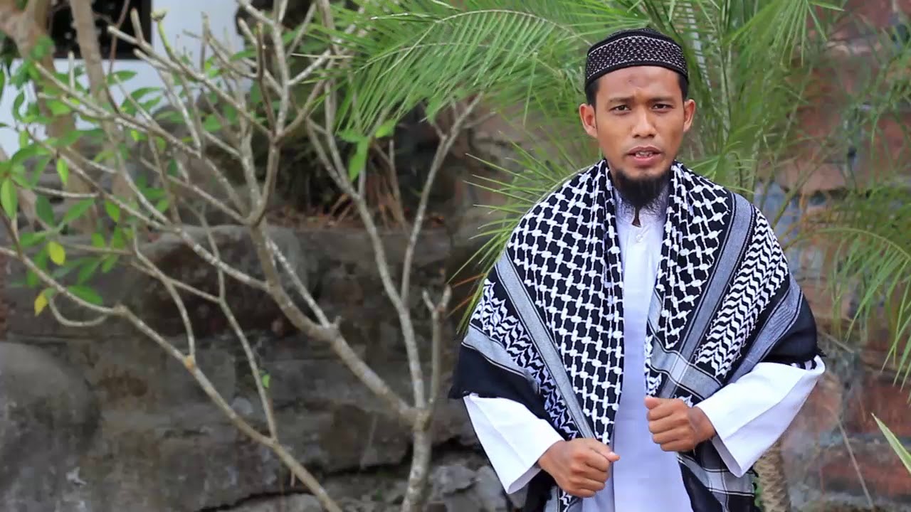 Pembebasan Menara Quran Hidayatullah Karanganyar.