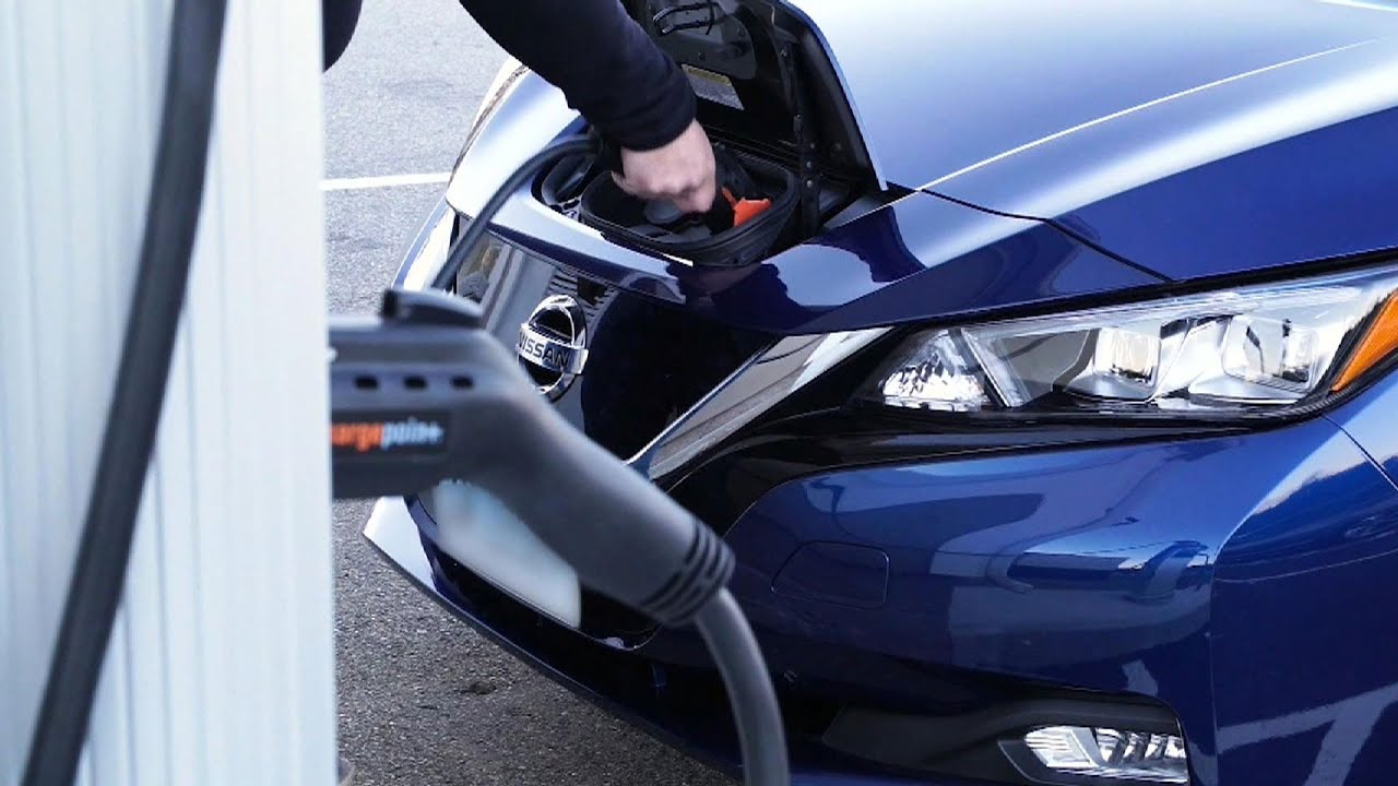 Survey shows many Canadians aren't ready to buy EV vehicles
