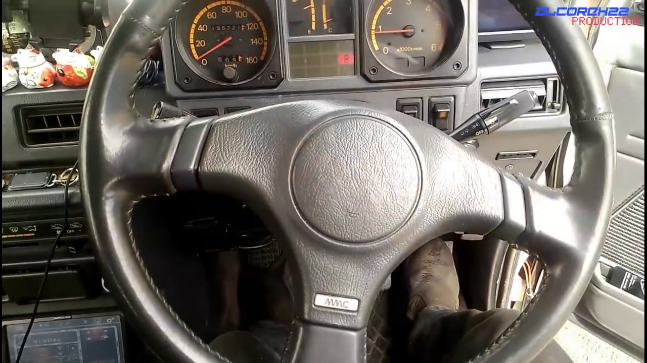 1990 Mitsubishi Pajero LWB CL049 2.5TD Startup