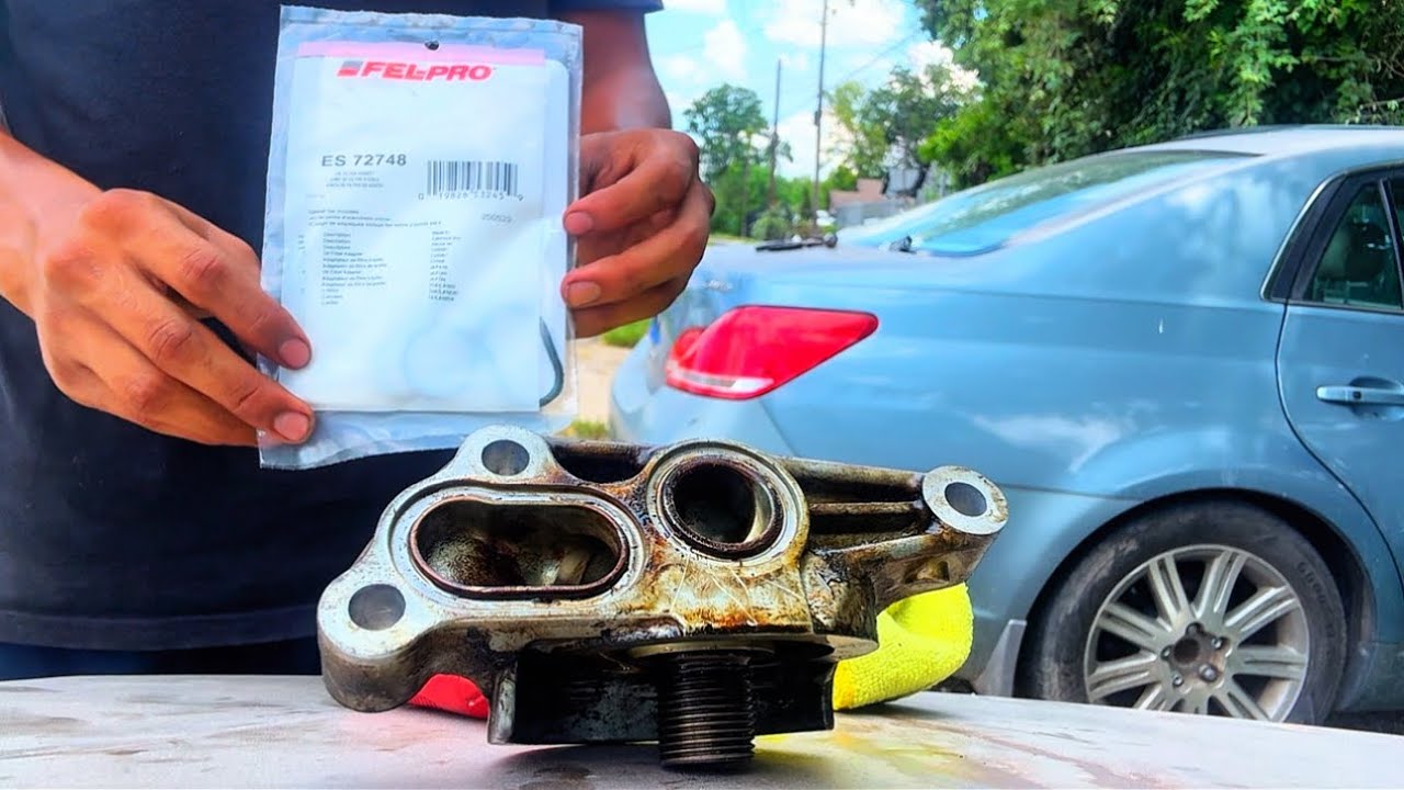 Leaking oil filter housing repair 20010 V4 Honda accord! STRAIGHT TO THE POINT
