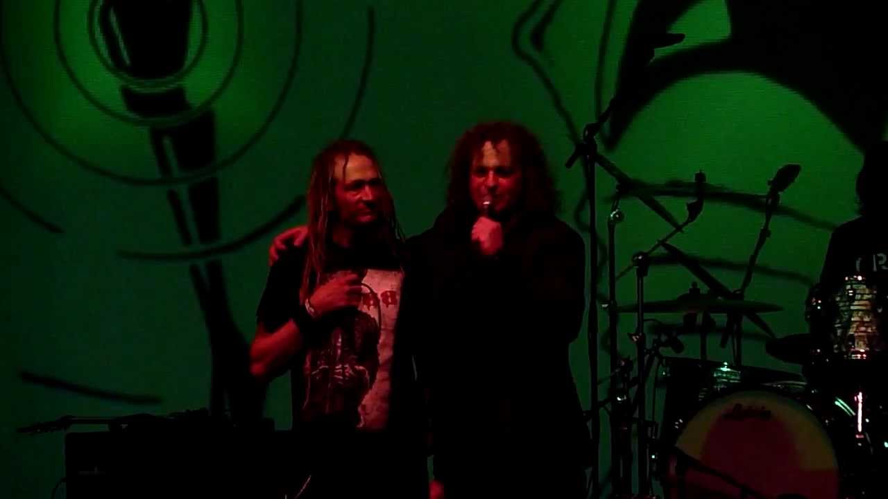 Voivod w/ Dan Kubinski of Die Kreuzen - Man in the Trees (Live @ Roadburn, April 13th, 2012)