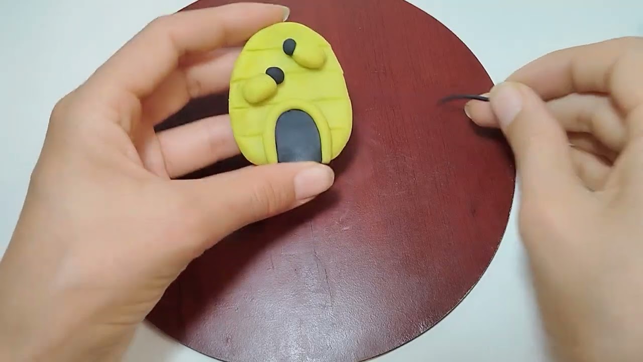 How to make a beehive with clay 🐝 | Miniature house with cute details