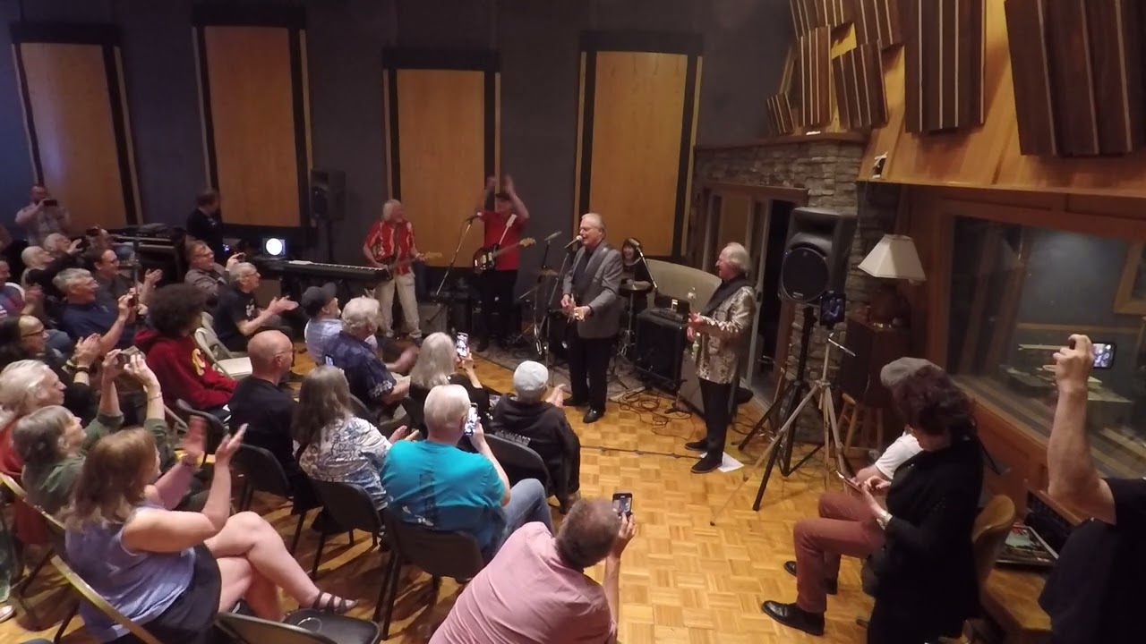Tony Andreason & Friends - Surfin' Bird (Trashmen) featuring Deke Dickerson