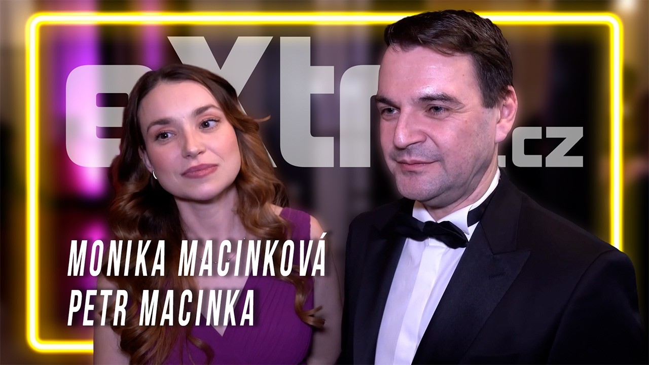 Ministr Macinka vyvedl na ples krásnou manželku. Monika odhalila jeho utajenou stránku