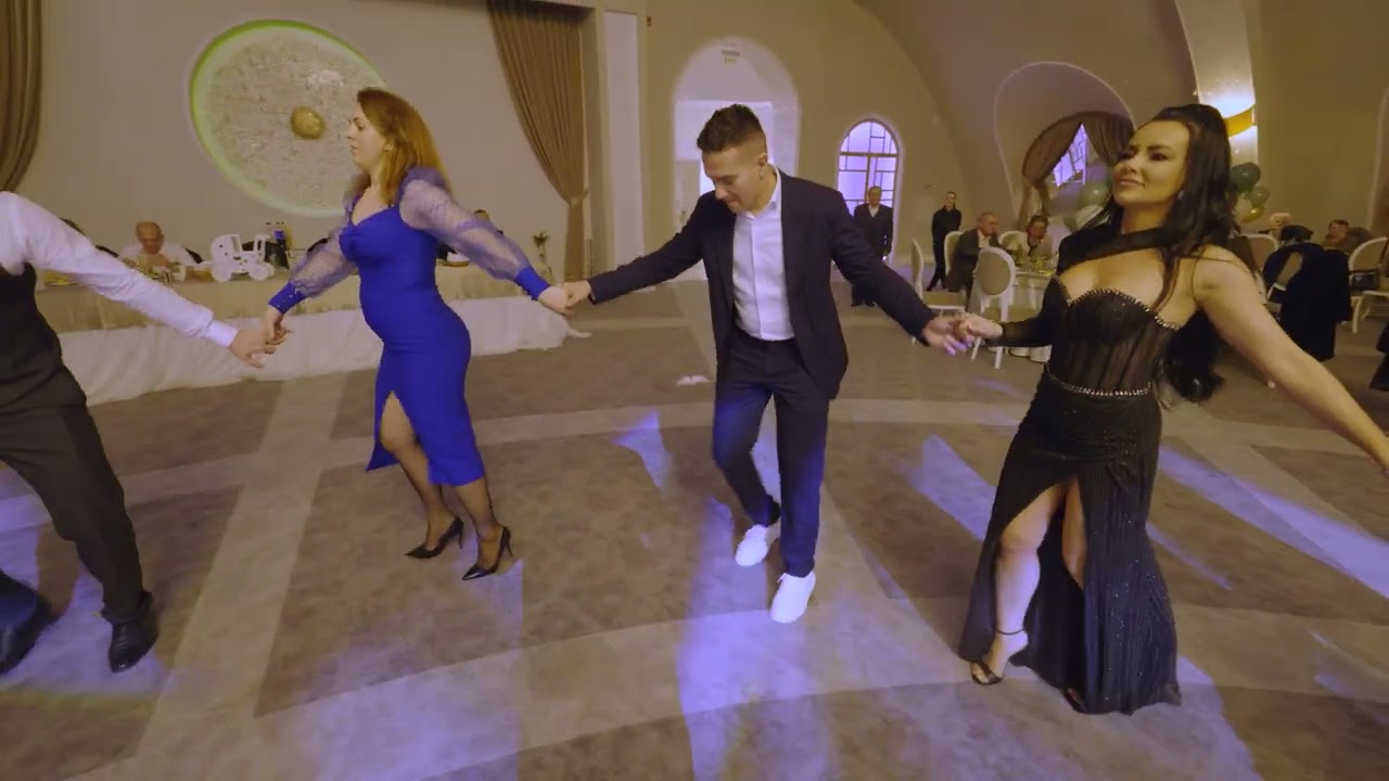 Petrecere cu Andreea Chisăliță & Cega Band