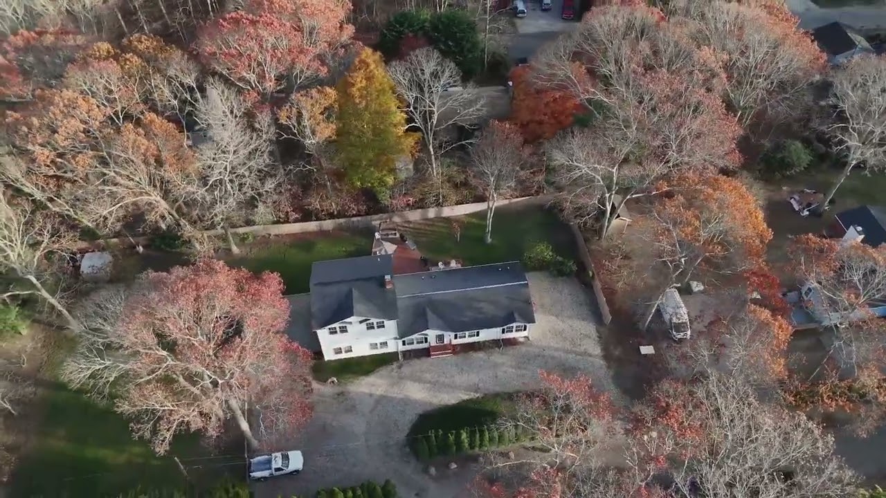 5 17th St, East Hampton, NY 11937