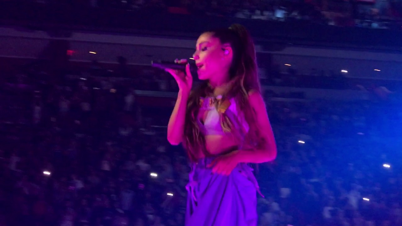 Into You- Ariana Grande live in Miami on the Dangerous Woman Tour