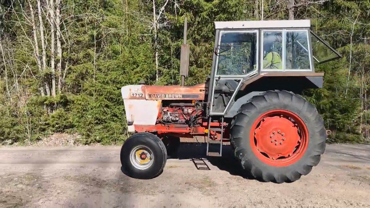 Traktor - DAVID BROWN 1212