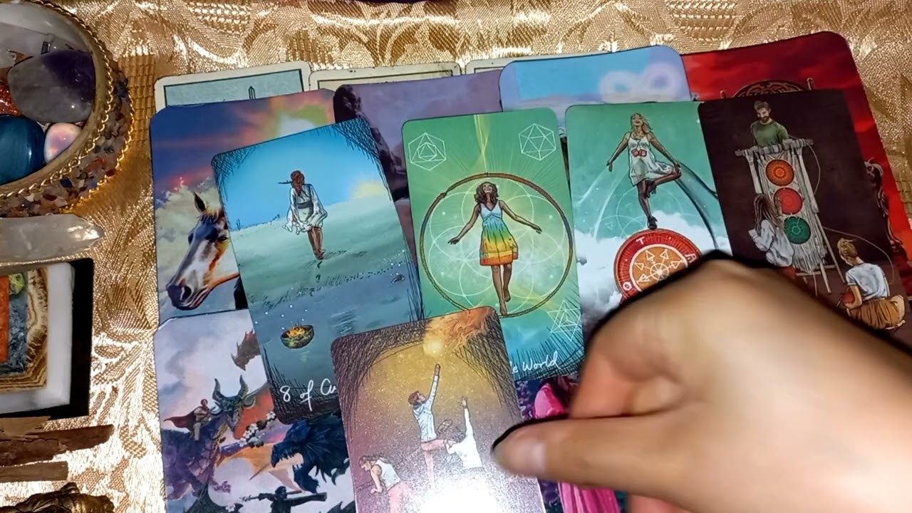 🔮 Tarot Reading For BTS' Jungkook and Blackpink's Lisa Interactions 🔮🤗🌺🌷