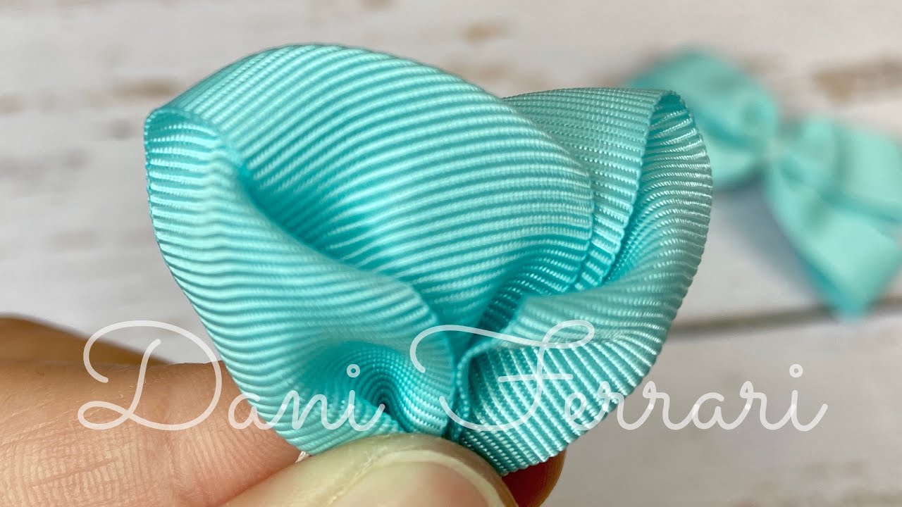 COMO FAZER LAÇO PARA RN - PASSO A PASSO - RIBBON BOW HAIR - Dani Ferrari.