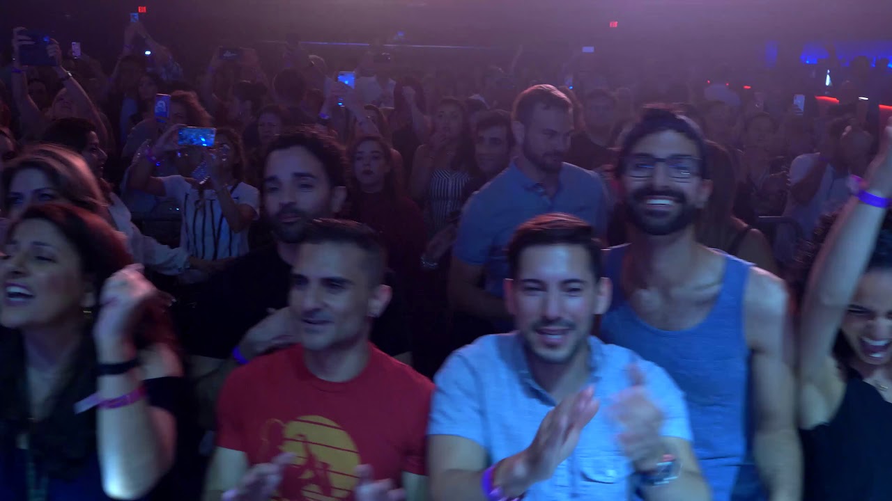 Ishtar Alabina  LIVE USA TOUR La vida es un Carnaval Feat Los ninos de sara