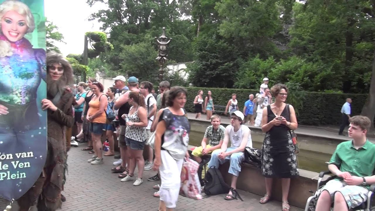 9 pleinen festijn 2015 - De bonte stoet @efteling