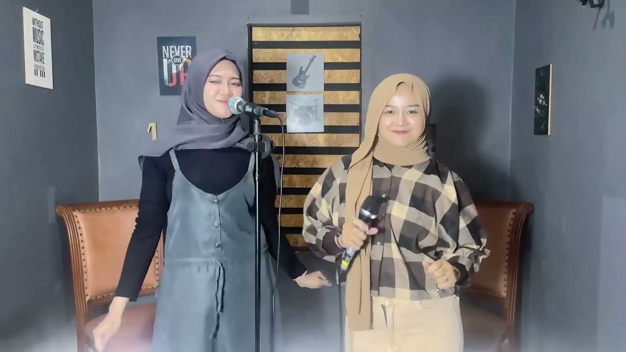 ANOMAN OBONG - COVER by. LEO RIANA ft HANI DIRGA