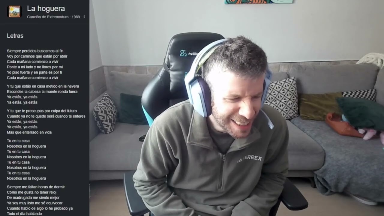 La hoguera - Canción 8 de 132 - Escuchando la discografía de Extremoduro y Robe