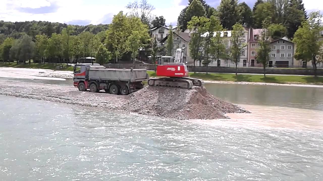 Kiesgewinnung aus der Isar in Bad Tölz Teil 1
