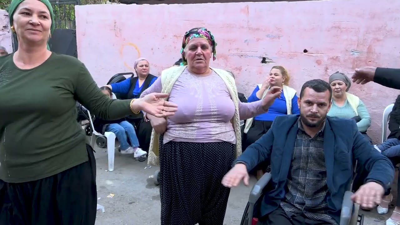 İSTANBULDAKI BİRİCİK İNCİ  BACIMA SELAM OLSUN ADANALI SELO MÜZIK 0532 611 95 1 VAZGEÇİLMEZ TUNCAY