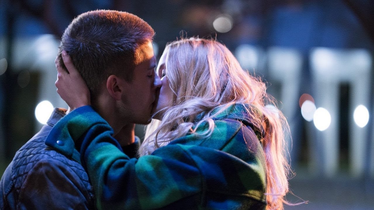 Эбби и Трэвис. Моё прекрасное несчастье (2022)