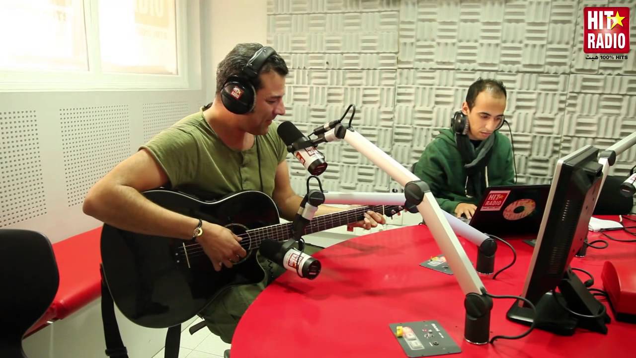 LIVE DE RHANY DANS LE MORNING DE MOMO SUR HIT RADIO - 26/12/13