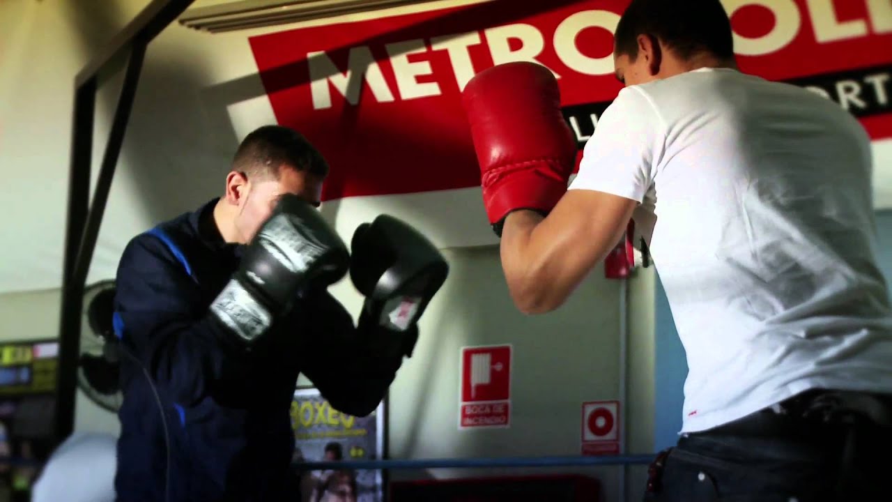Boxeo Tutorial. Repaso con el Flaco Cespedes. Como boxear con Jero Garc&iacute;a.