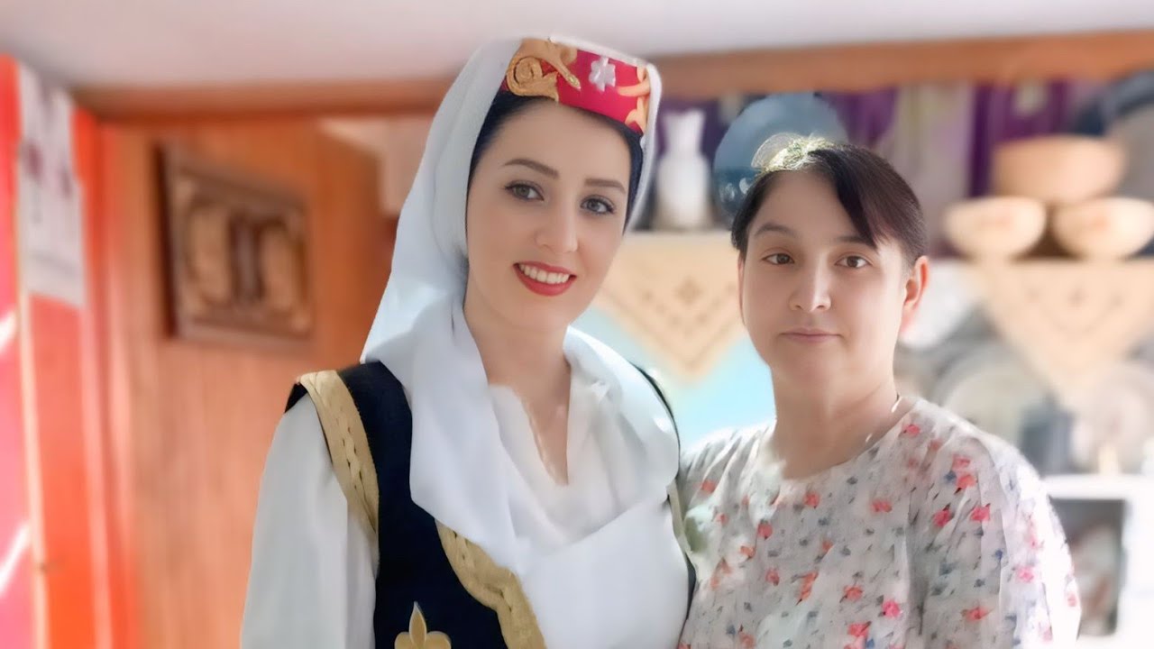 ESO MI SE ISTOPI K'O MARGARIN. DO SADA NEVIĐENO BOSANSKO SIJELO PUNO SMIJEHA I PJESME