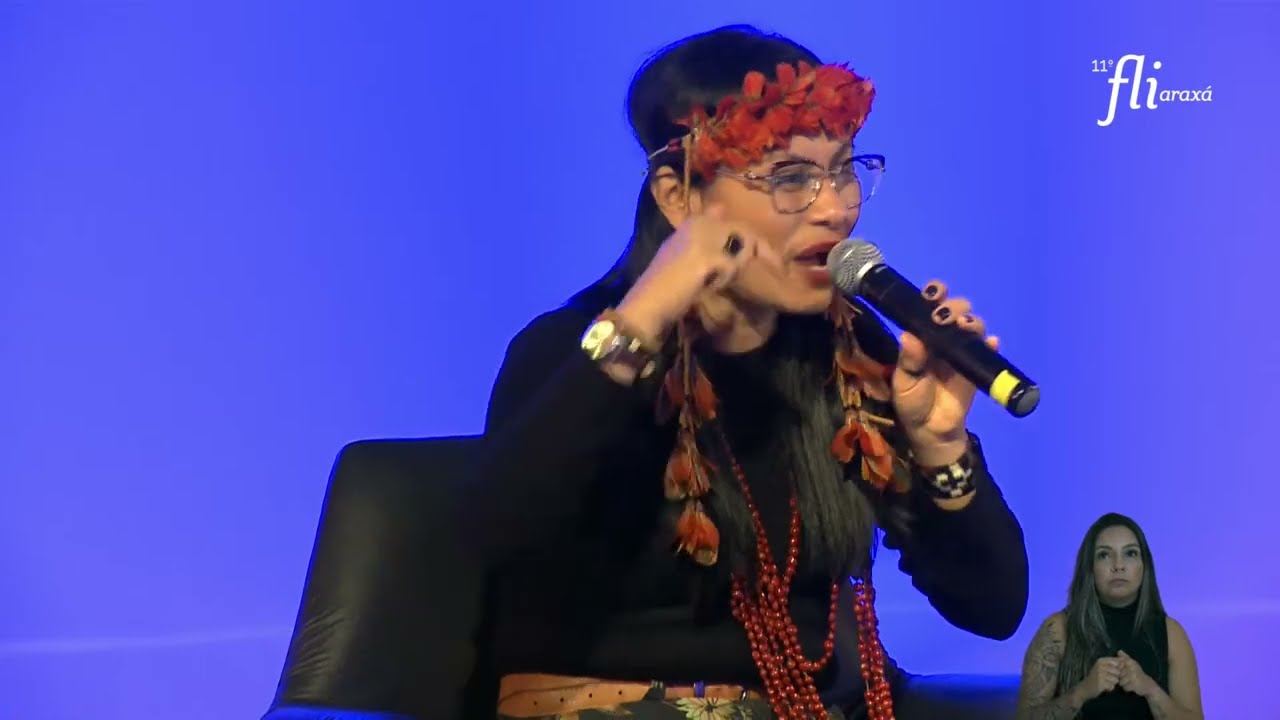 Márcia Wayna Kambeba – “Literatura e fotografia na resistência indígena”