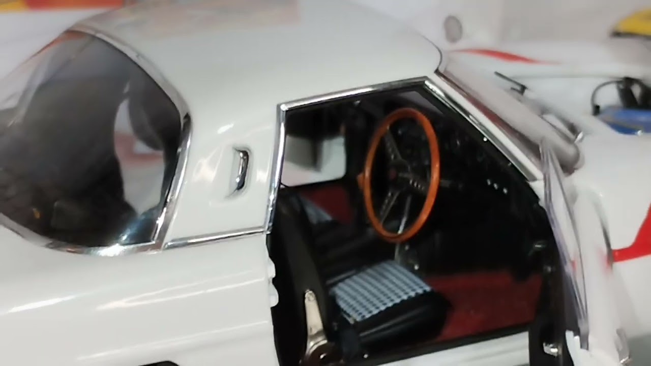 MAZDA COSMO SPORT 1971 DA SÉRIE O RETORNO DE ULTRAMAN 