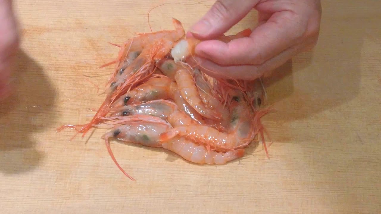 《小エビ（赤海老）の刺身》・・・・大和の 和の料理《刺身》