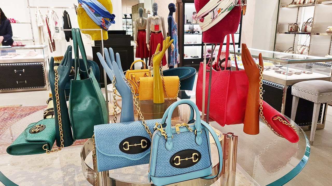 Luxury Shopping Vlog GUCCI ❤️ Shop with me 👜 Gucci Shopping Vlog 2021 GUCCI X BALENCIAGA Project 🛍️