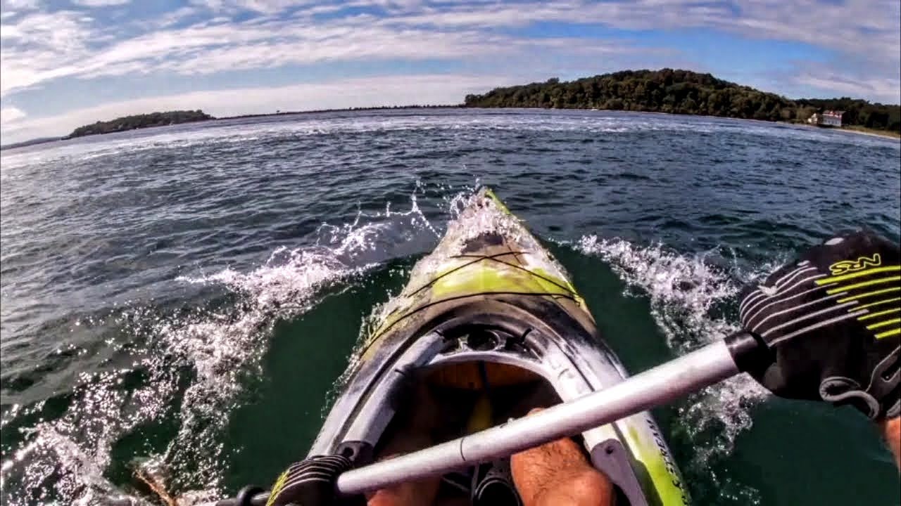 Kayaking to SHUTTER ISLAND...Exploring historic Peddocks Island in Boston Harbor...PART 1