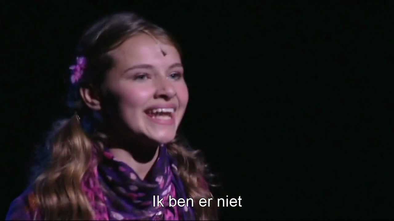 Vajèn van den Bosch - Is dit wat ik wil? (met lyrics, uit droomvlucht de musical)