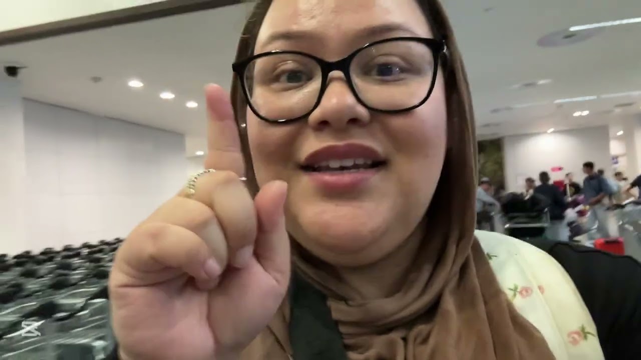 Malaysia Trip Day 1 | Arriving in Kuala Lumpur