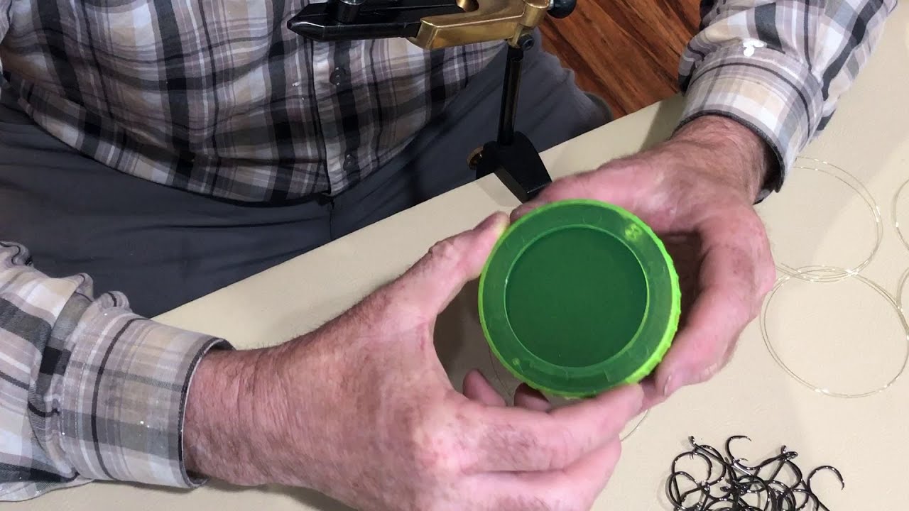 Best Ever Hook and Leader Storage Method