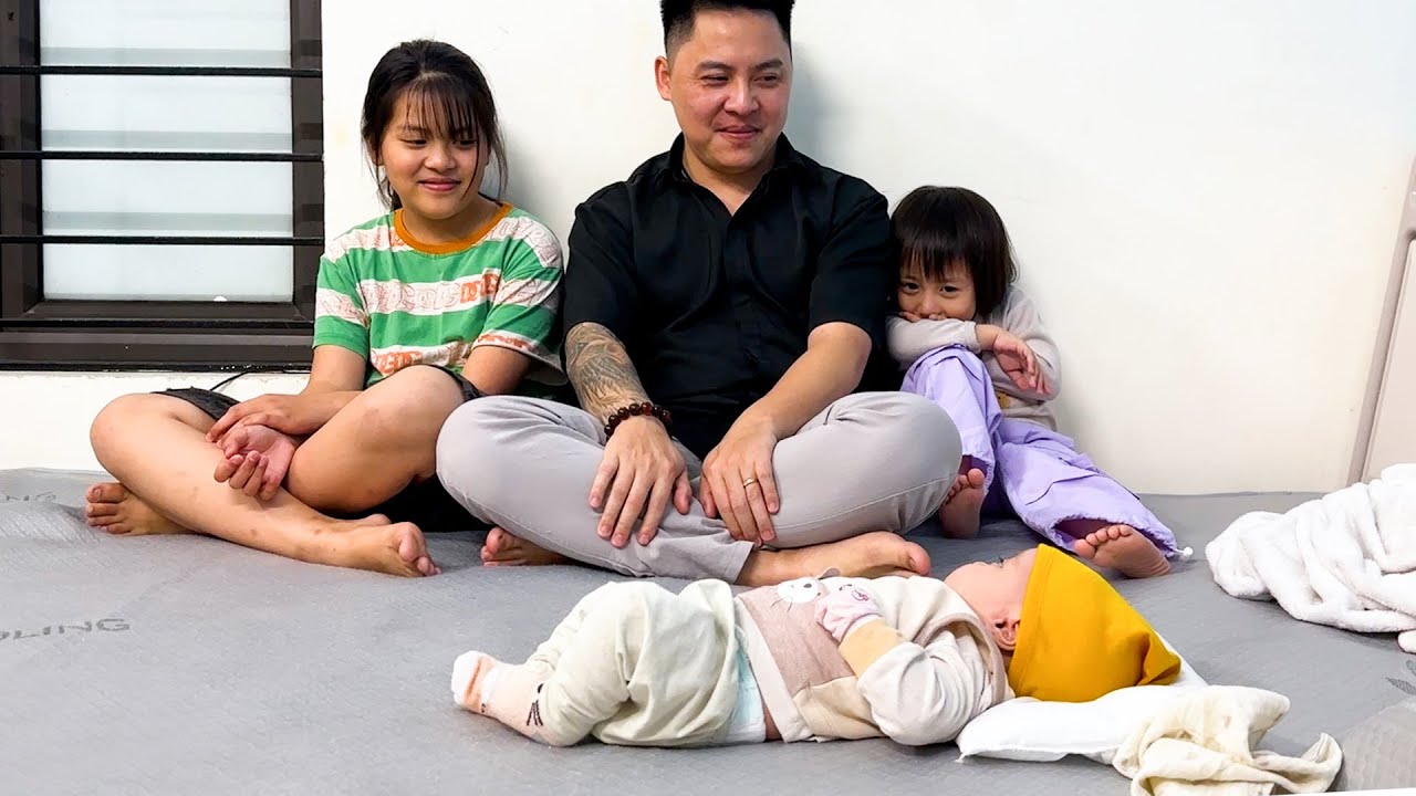 Watch Baby Banh Bao's reaction when Diem, Quynh, and dad ignore her